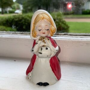 Vintage‎ 1980 MWC ceramic Christmas or winter girl bell figurine